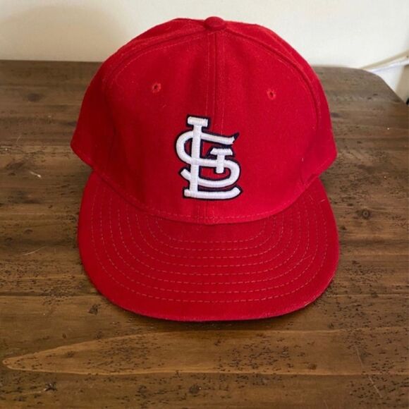 NEW ERA ST LOUIS CARDINALS CORE CLASSIC HAT - RED - Picture 1 of 6